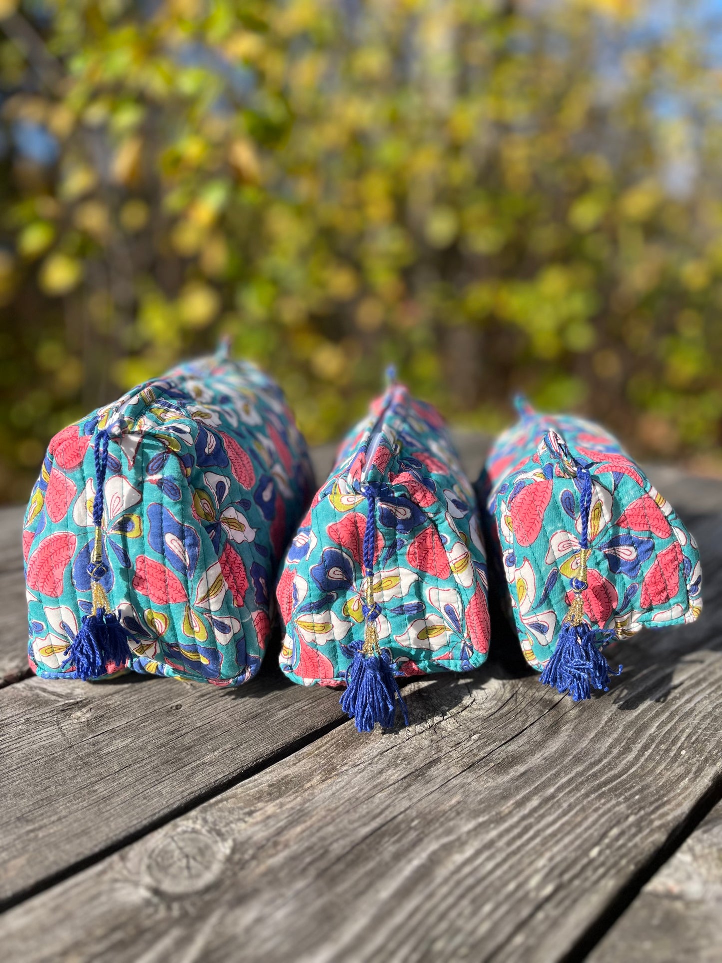 Make Up Bag in Multi Blue