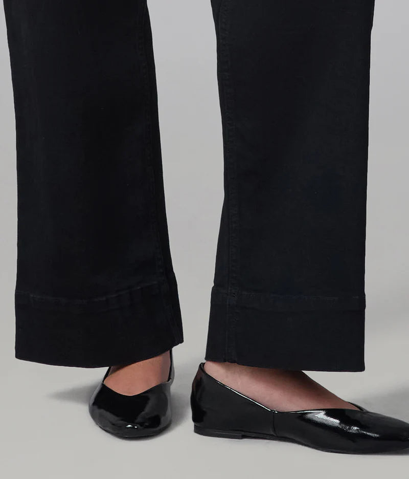 High Rise Wide Leg Jeans in Black