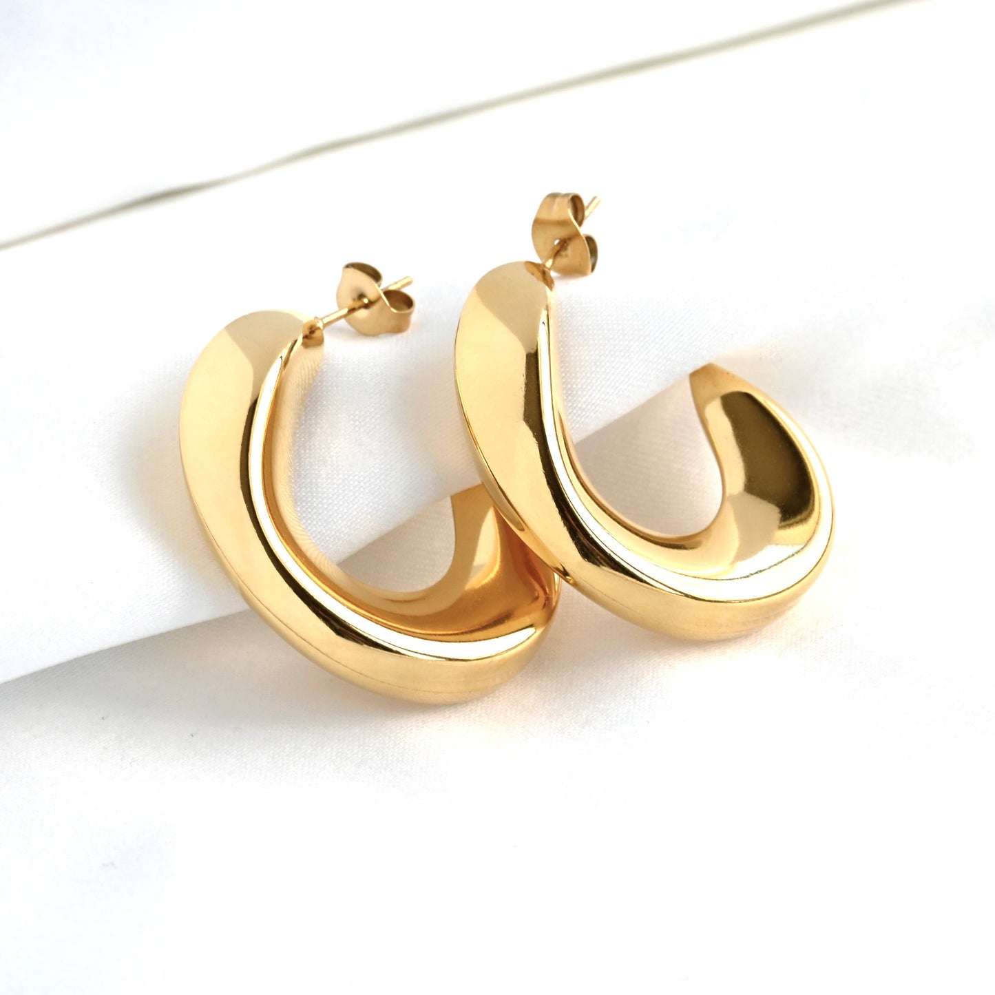 Sculptural C Hoops