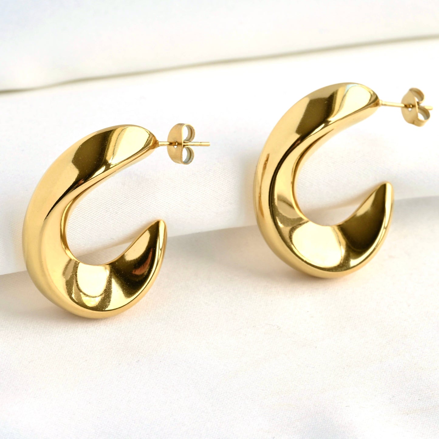 Sculptural C Hoops