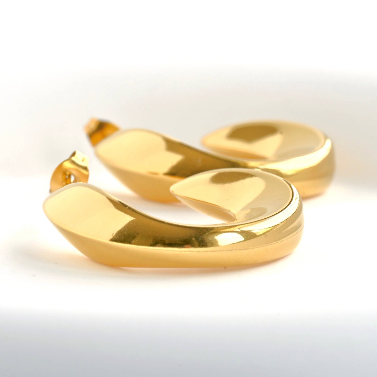 Sculptural C Hoops