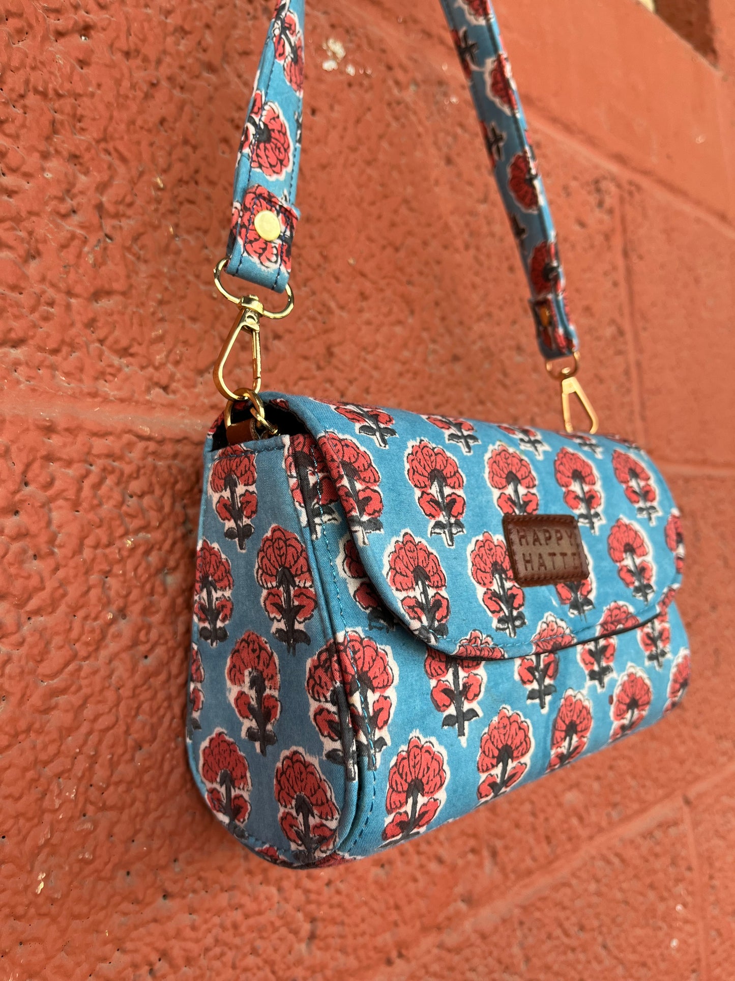 August Box Bag in Blue Rust