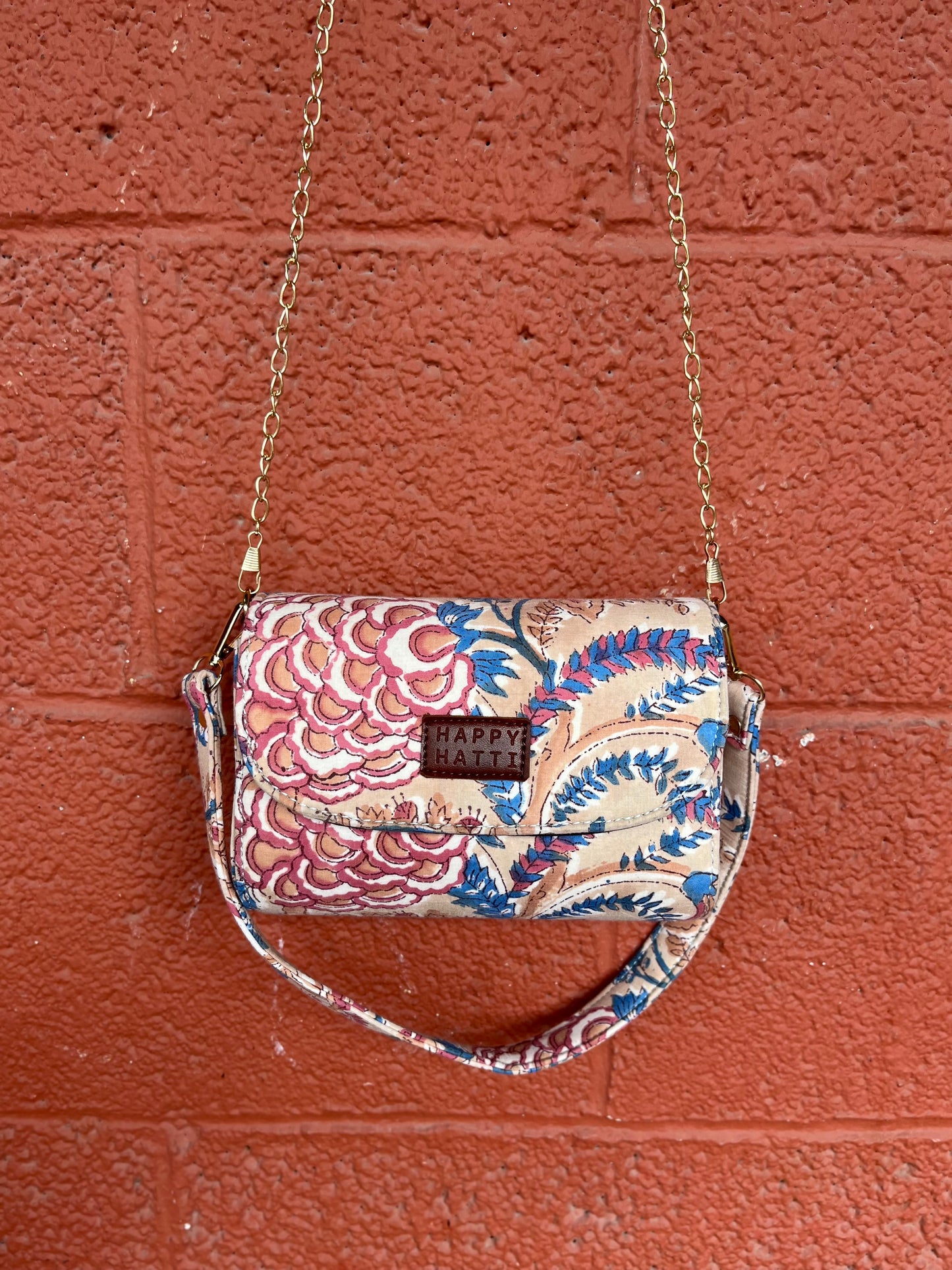 August Box Bag in Beige