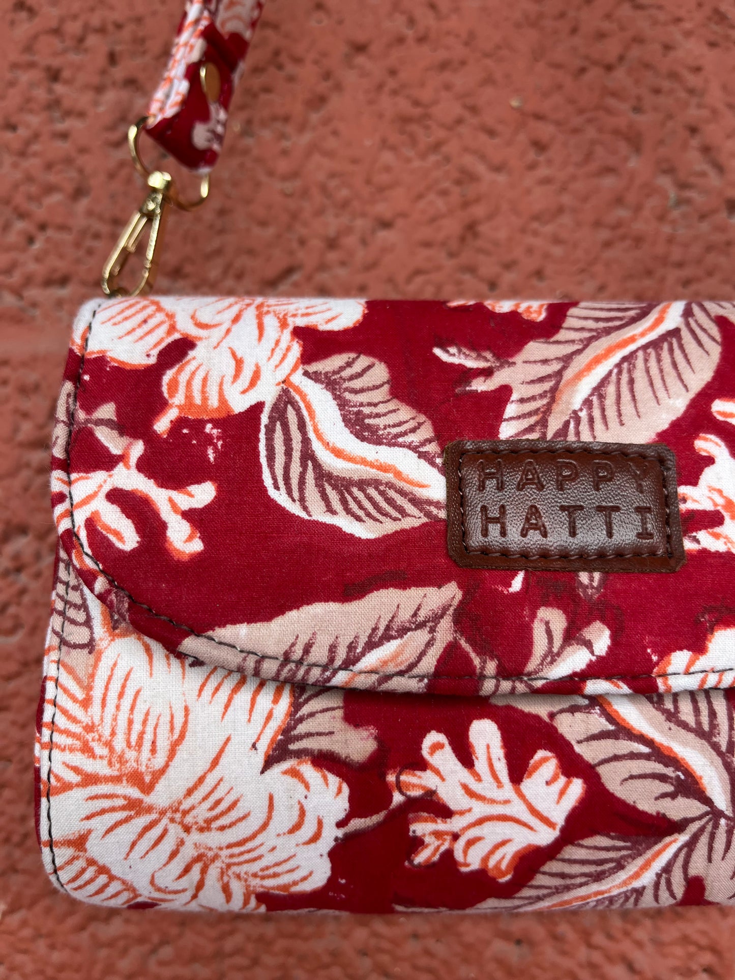 August Box Bag in Red Beige