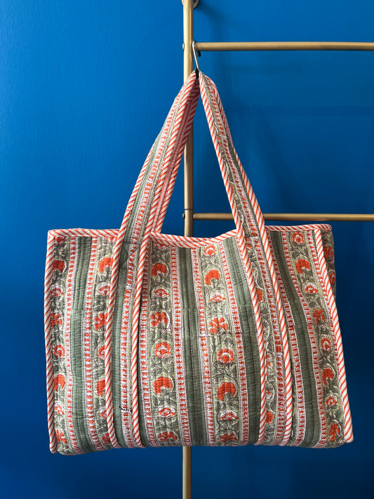 Tote Bag in Green Base