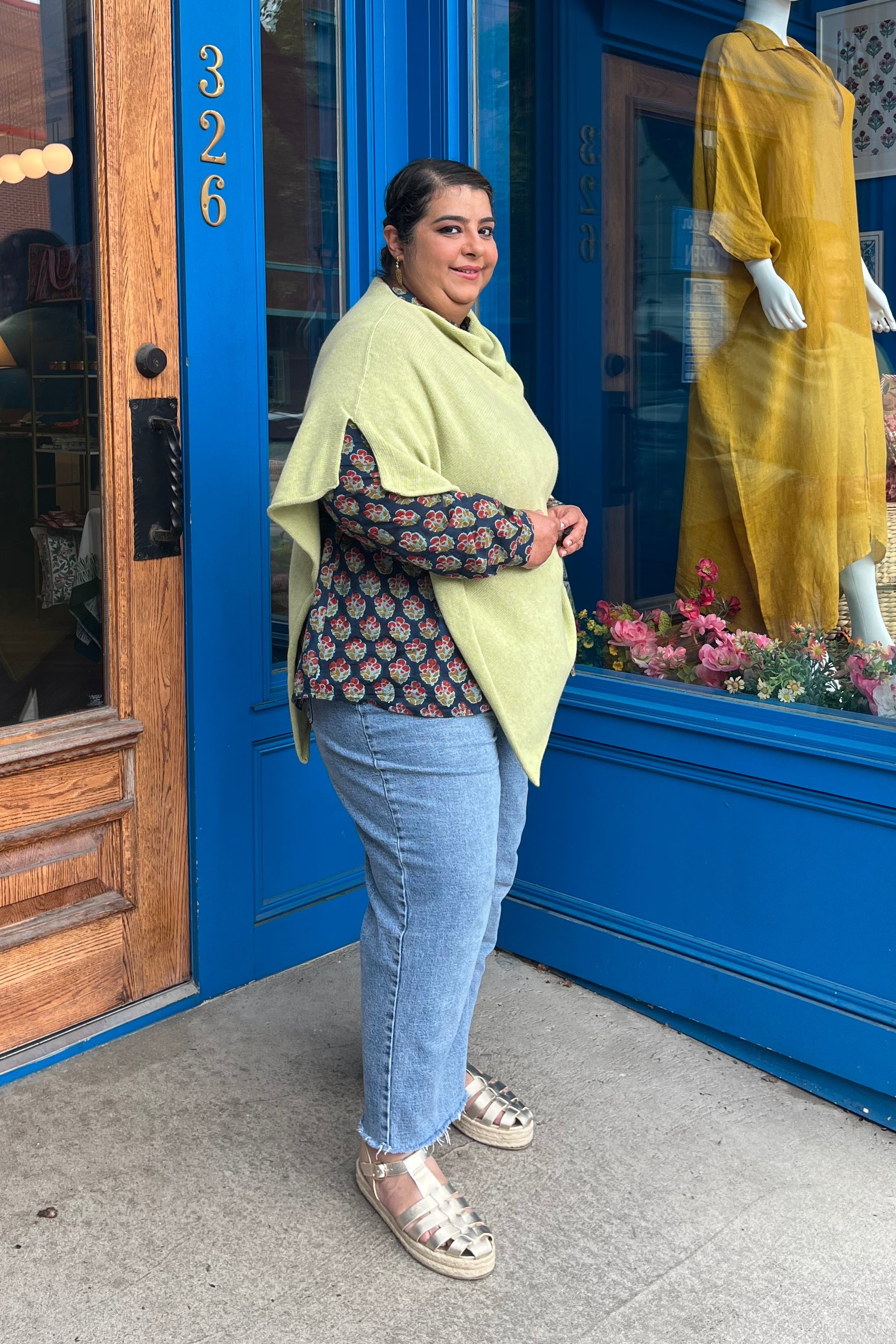 Cashmere Blend Poncho in Pistachio