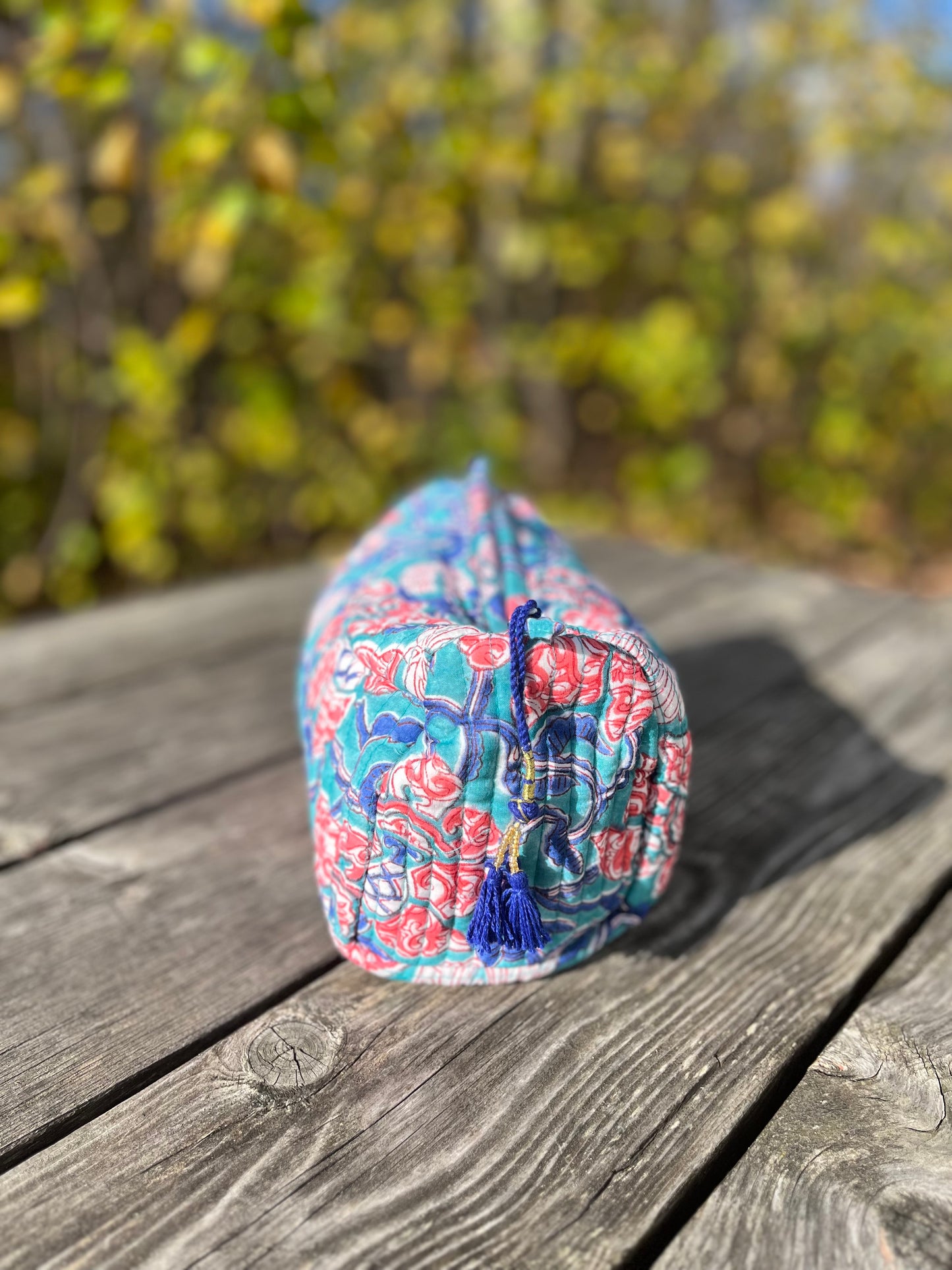 Make Up Bag in Turquoise Blue