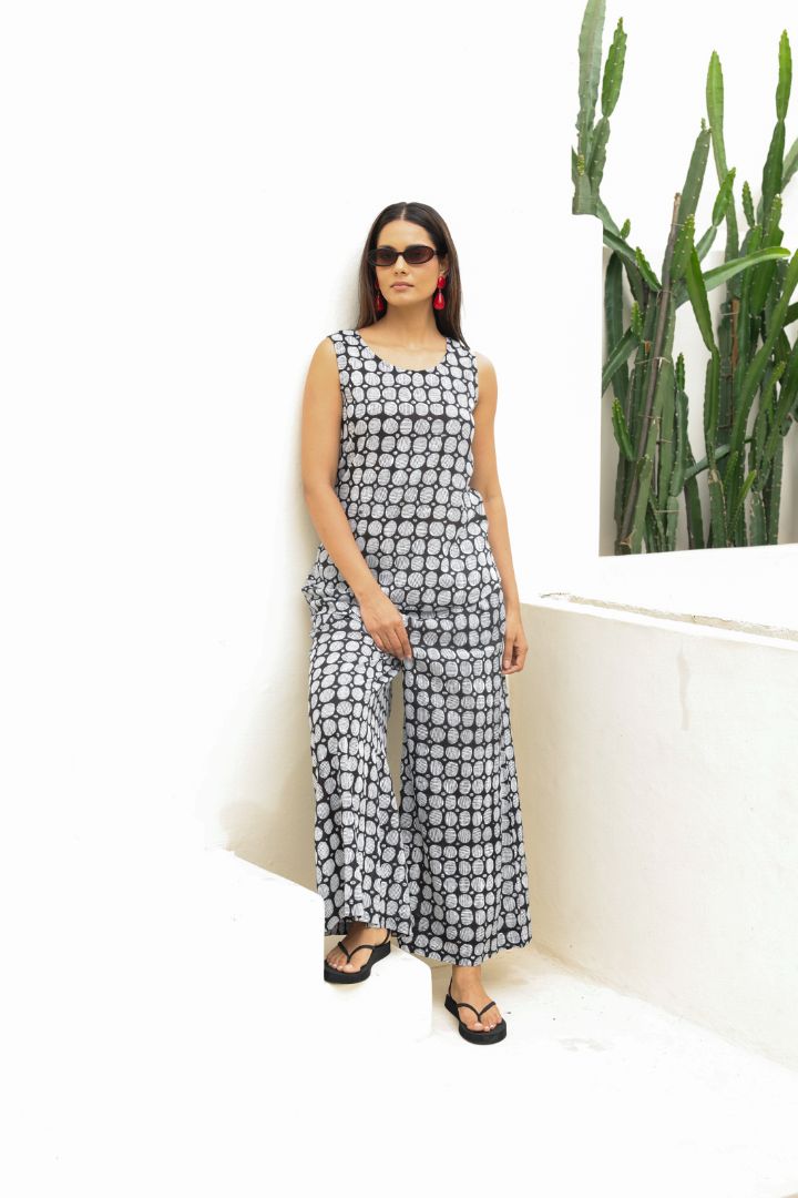 Daffodil Palazzo Pants in Geometric Print