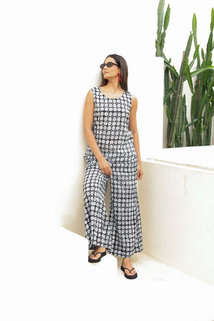 Daffodil Palazzo Pants in Geometric Print