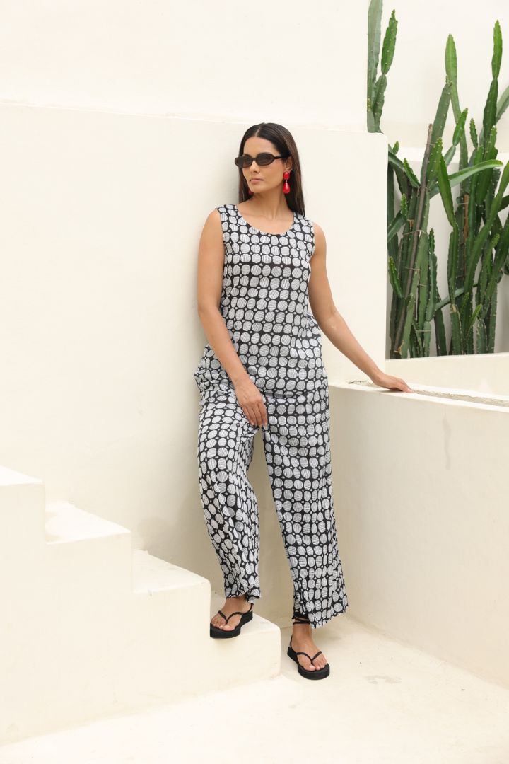 Daffodil Palazzo Pants in Geometric Print