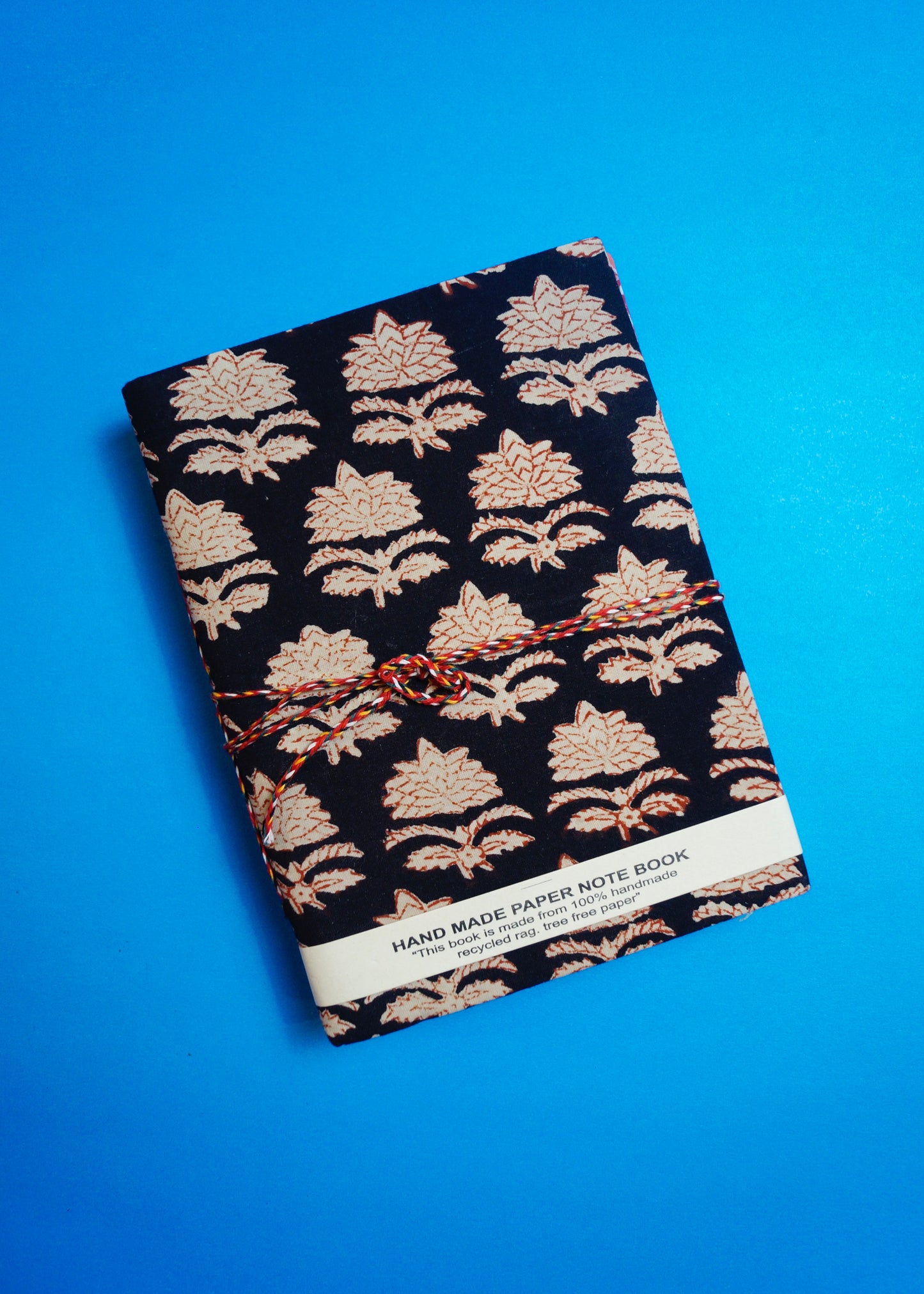 Notebook in Black Red