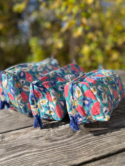 Make Up Bag in Multi Blue