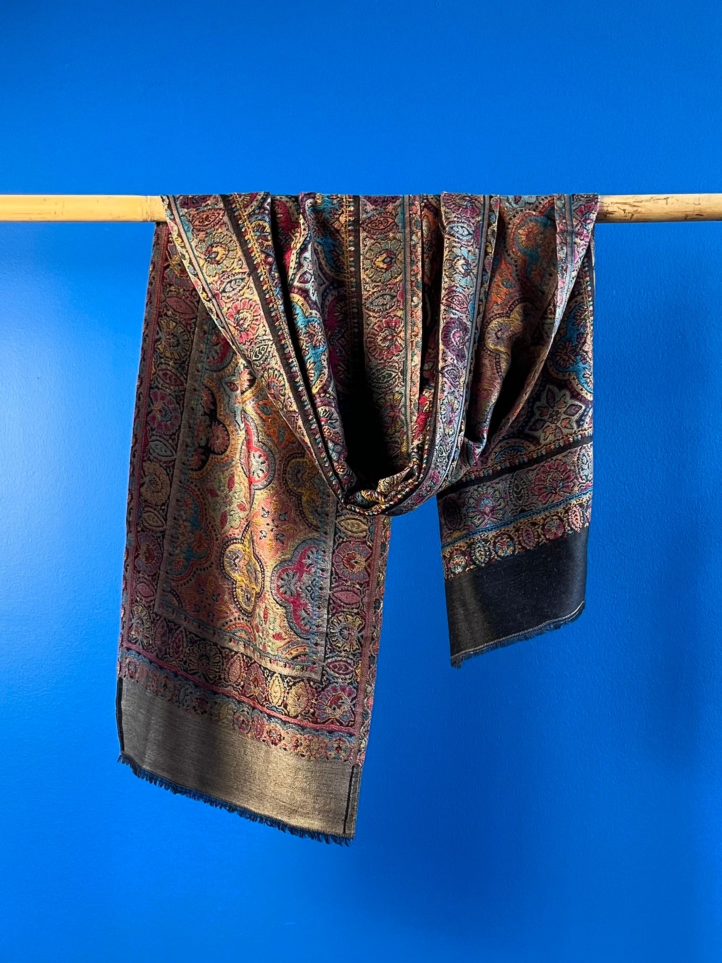 Wool Tencel Narrow Scarf in Black Beige- Pattern 2