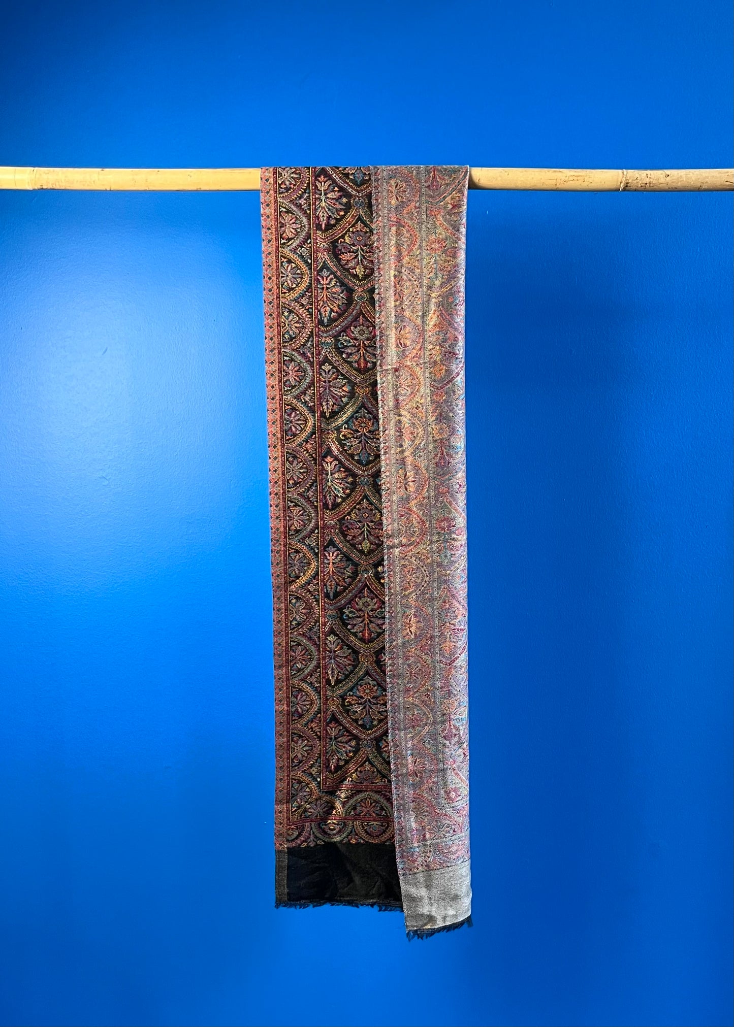 Wool Tencel Narrow Scarf in Black Beige- Pattern 1