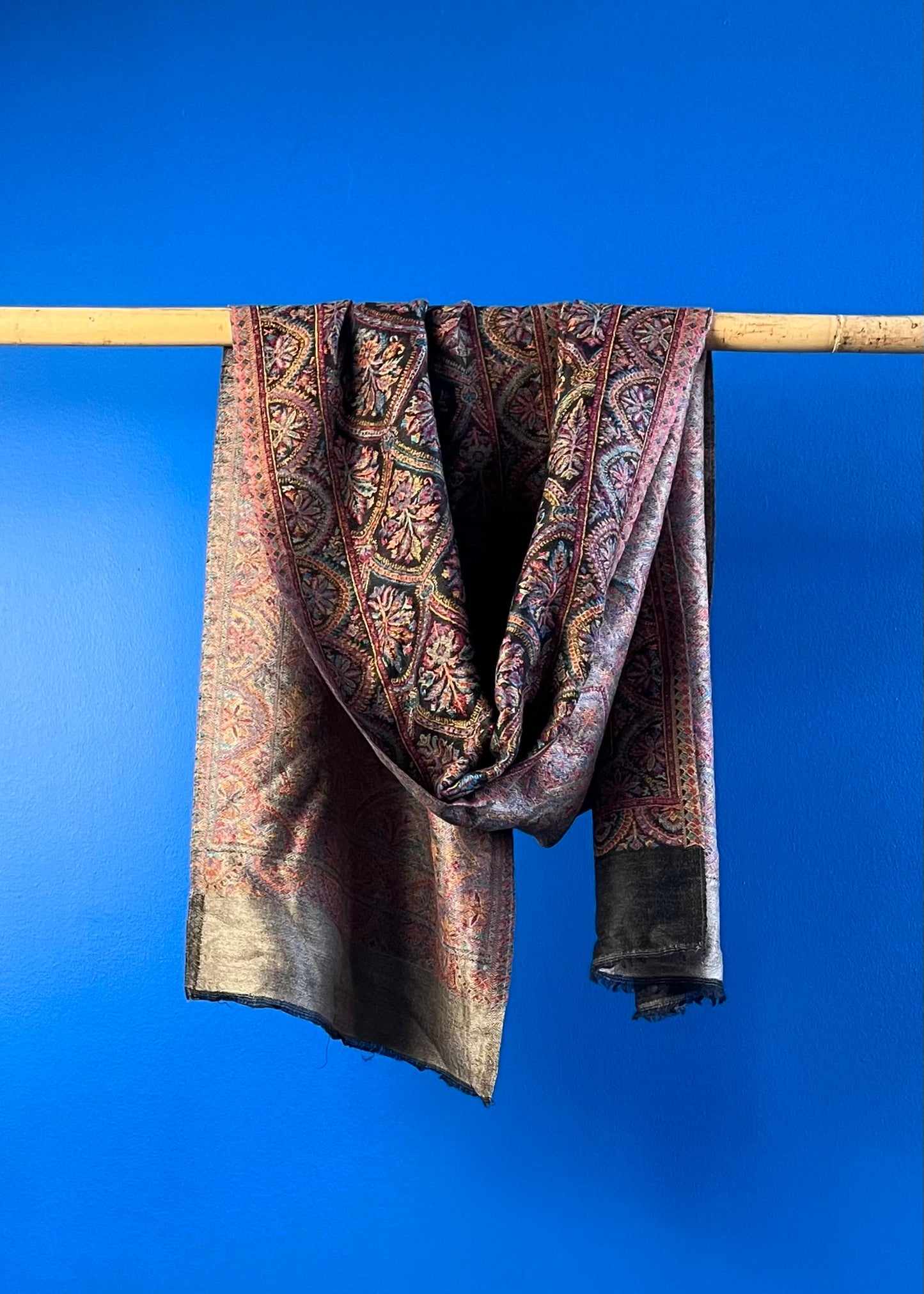 Wool Tencel Narrow Scarf in Black Beige- Pattern 1