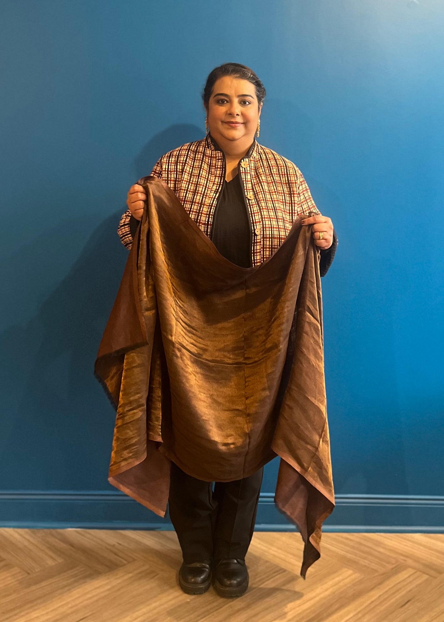 Wool Tencel Wide Scarf in Brown