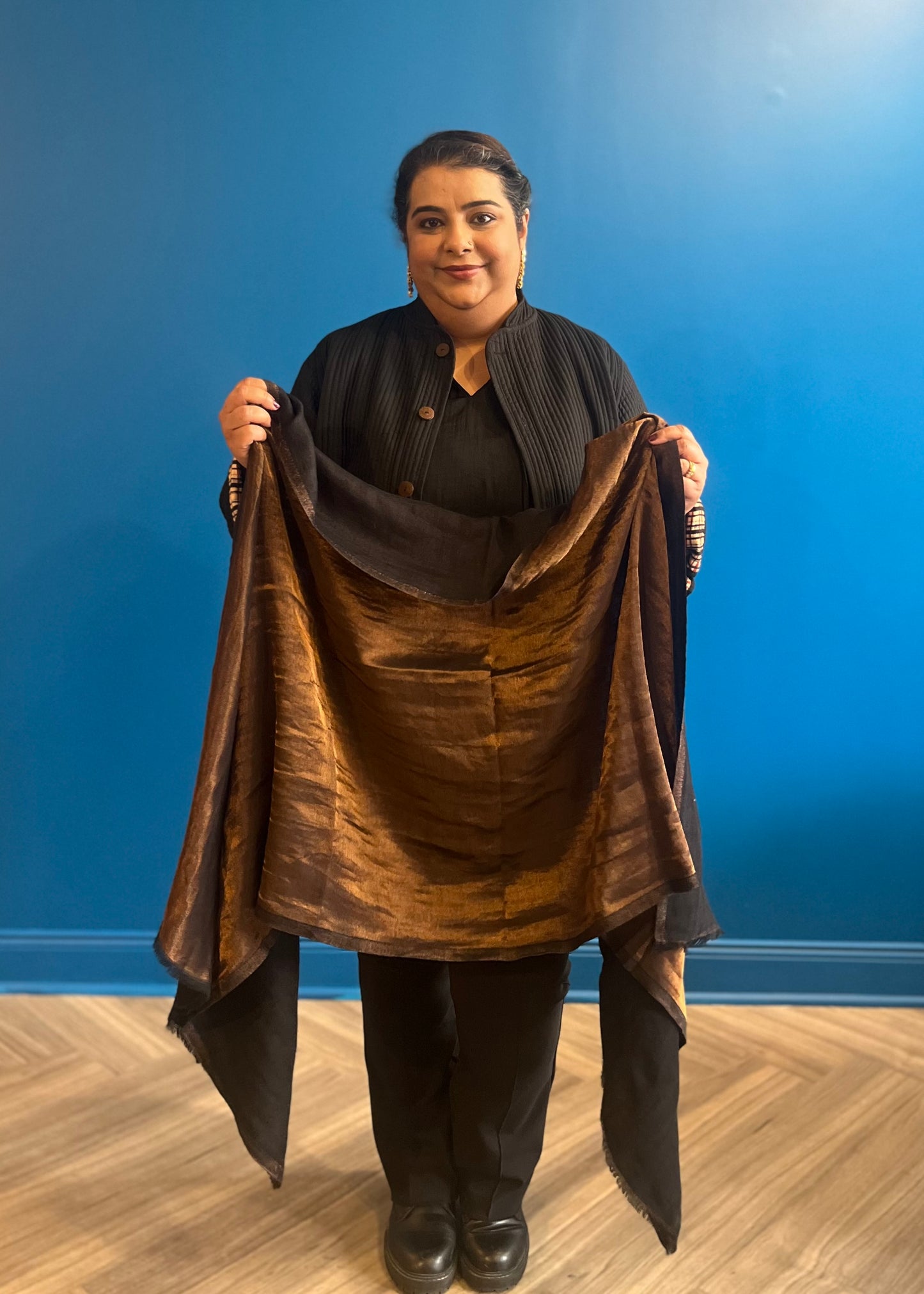 Wool Tencel Wide Scarf in Black