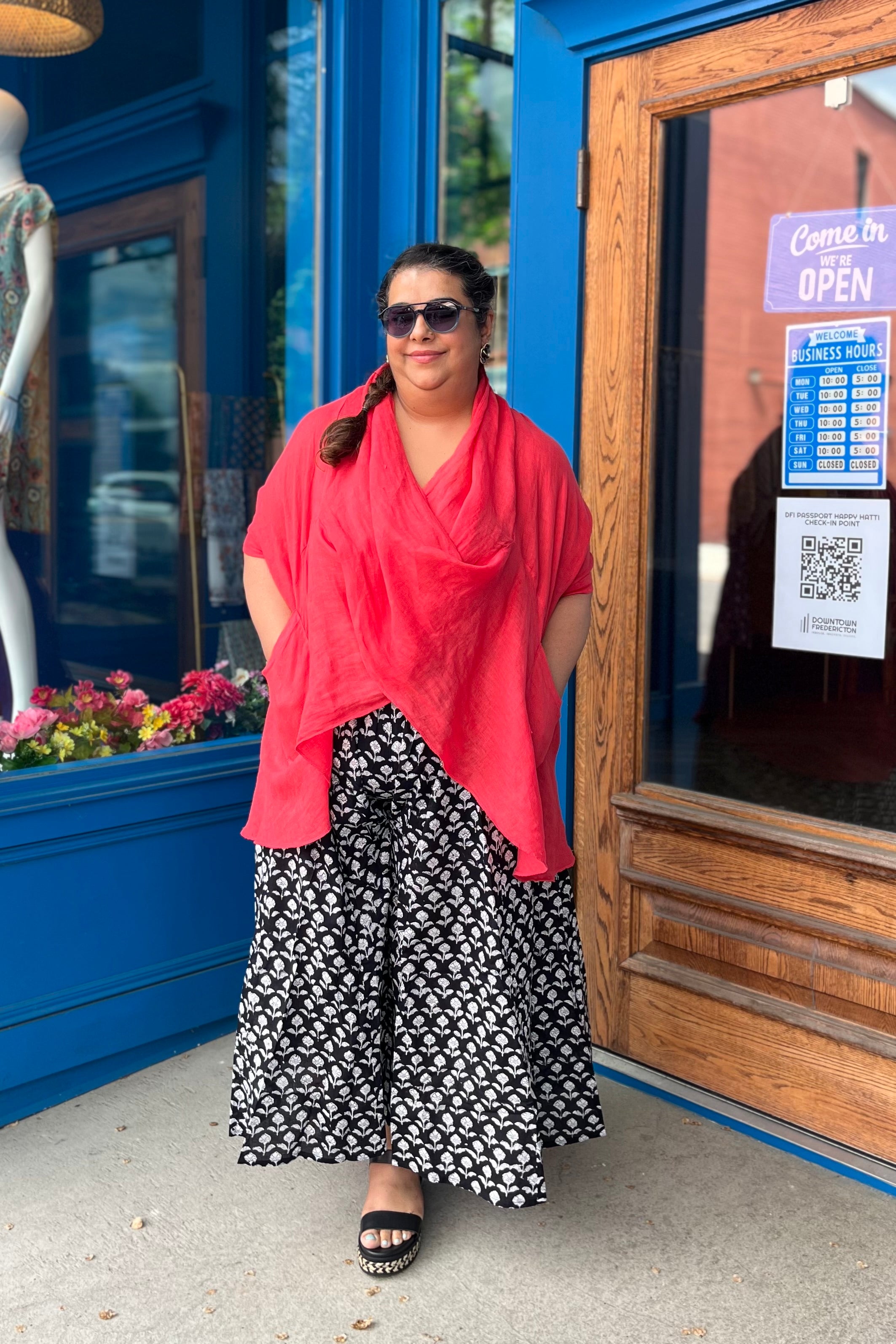 Linen Top in Coral Red