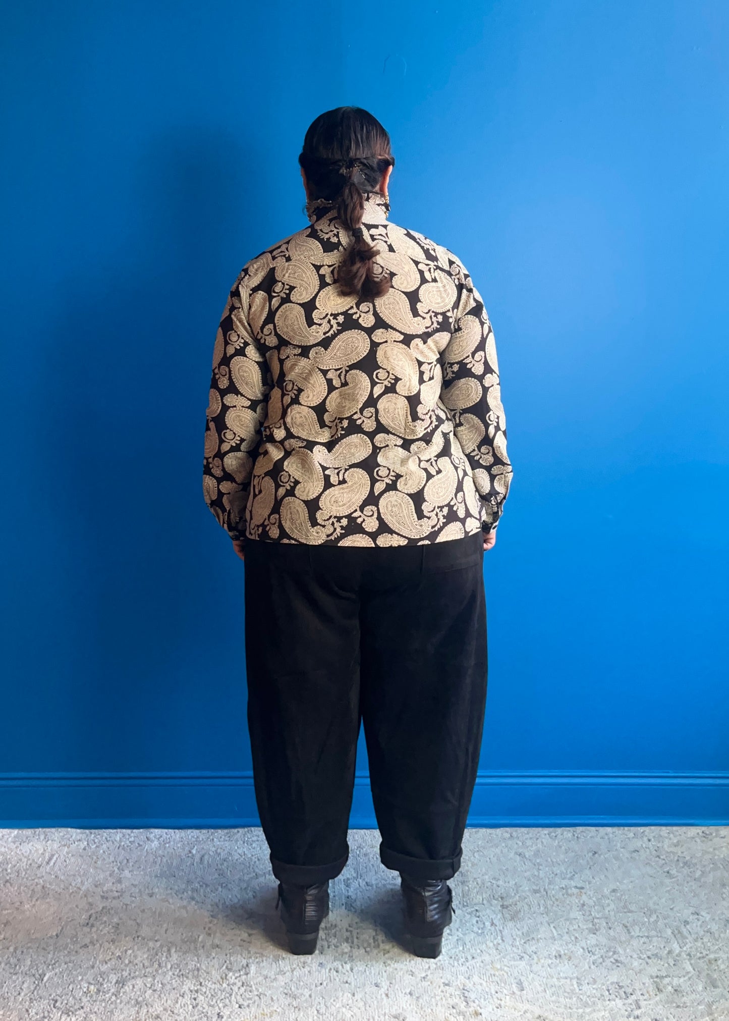 Top with Frill ~ Black