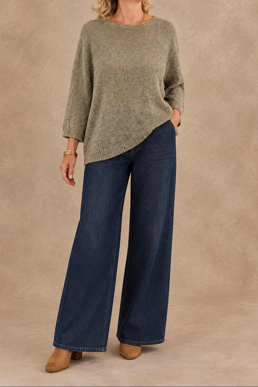 Alpaca Blend Round Neck Sweater in Moss