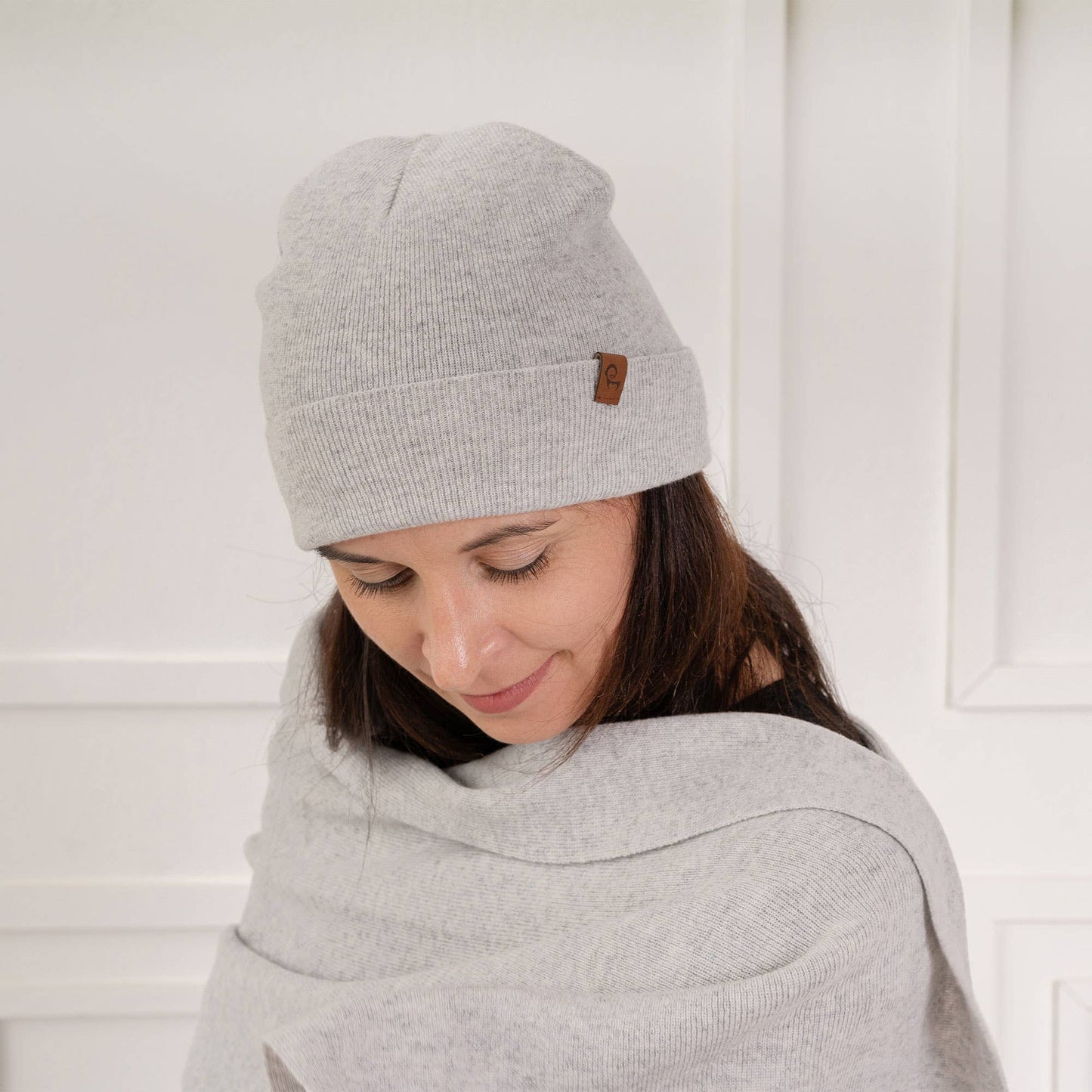 Merino Cashmere Blend Beanie in Light Gray