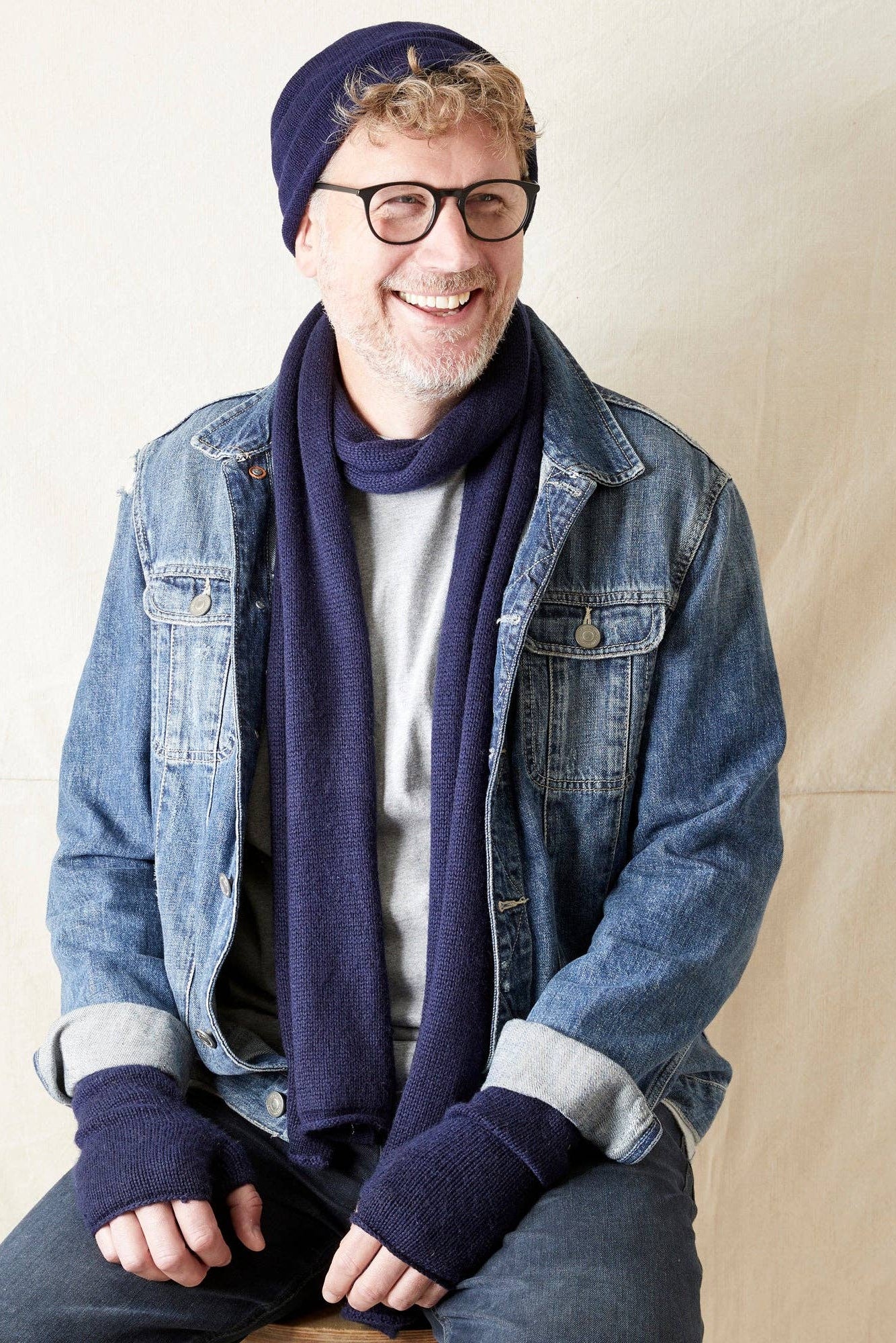 Merino Blend Beanie Hat in Navy Blue