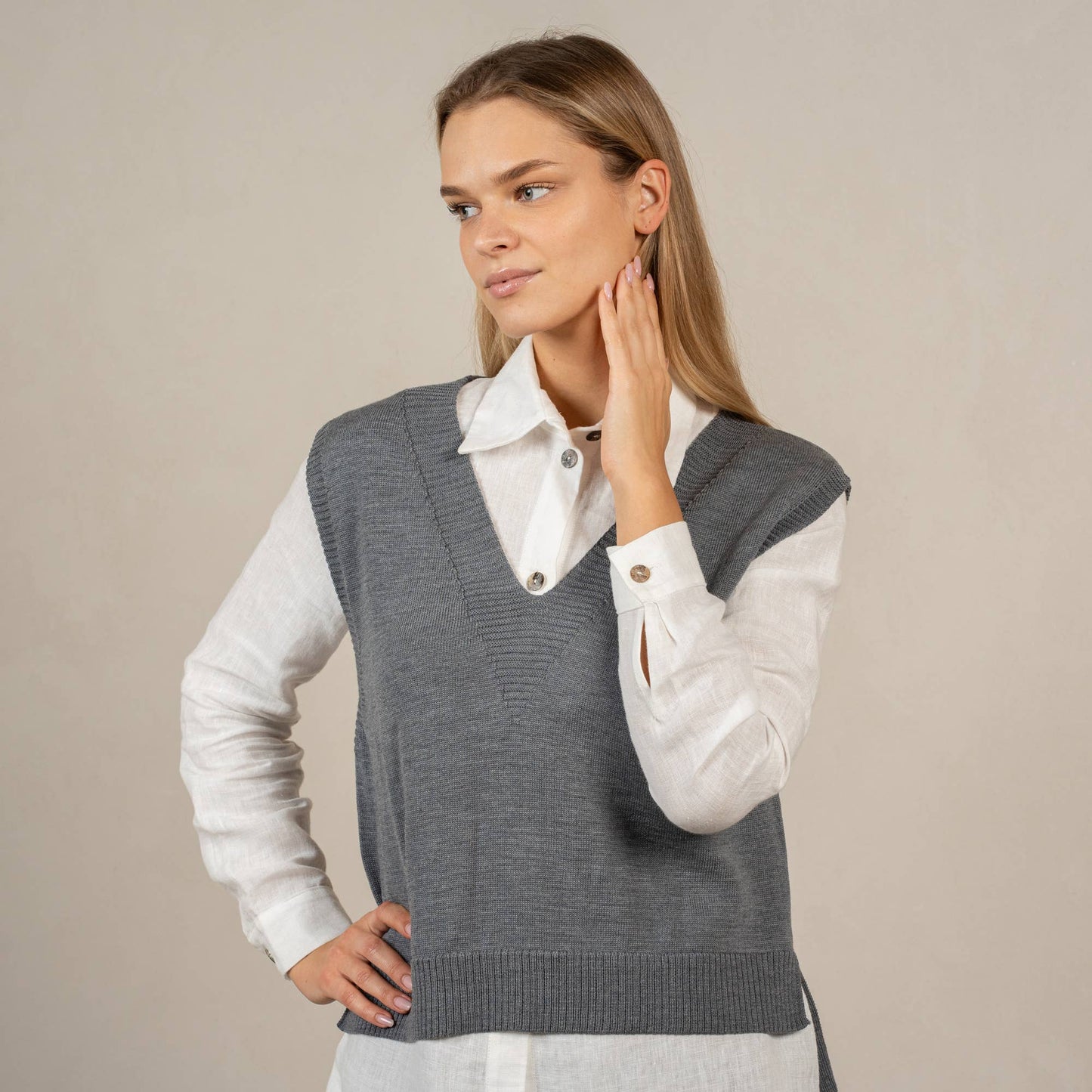Merino Wool Vest in Beige
