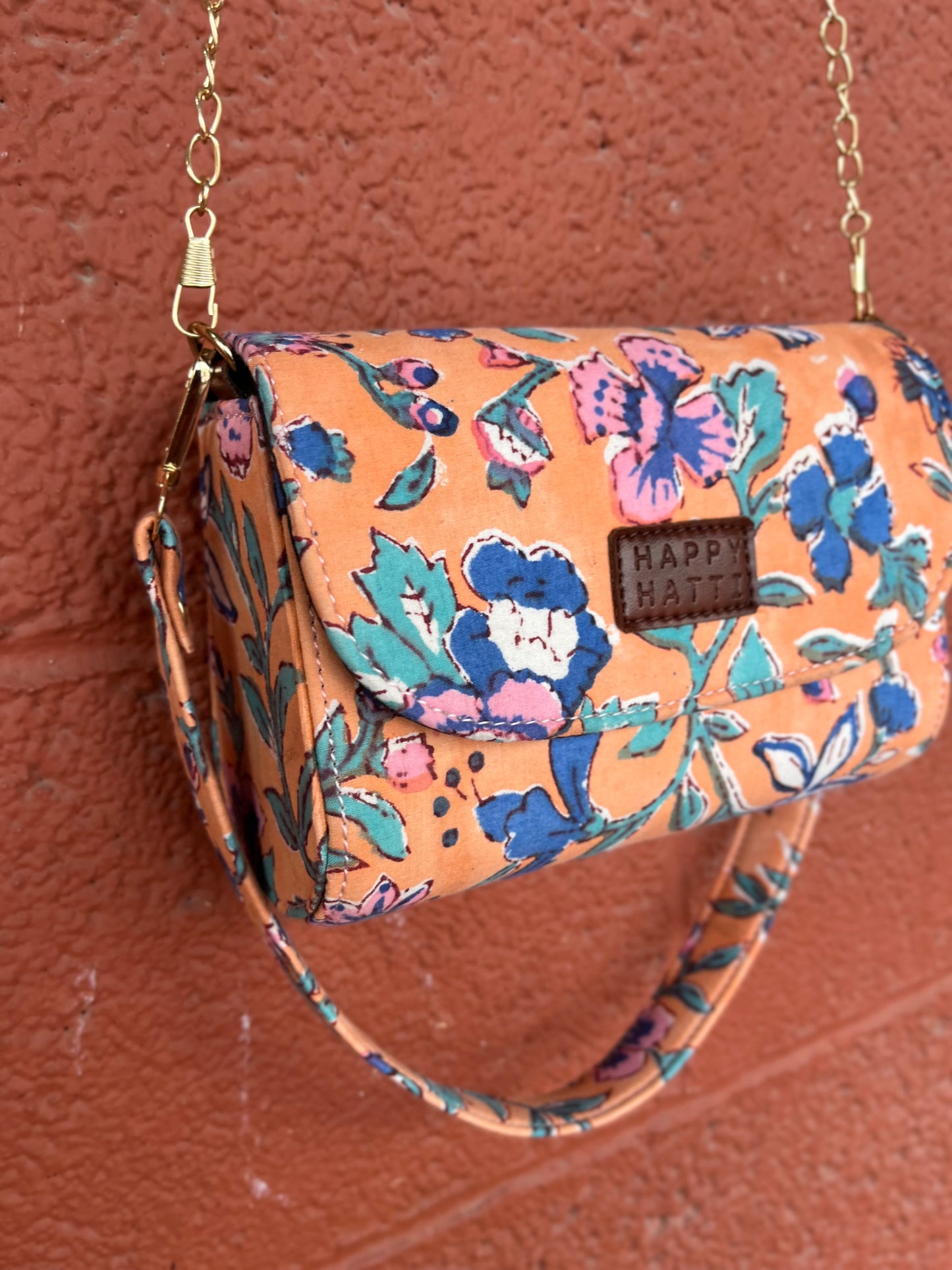August Box Bag in Peach
