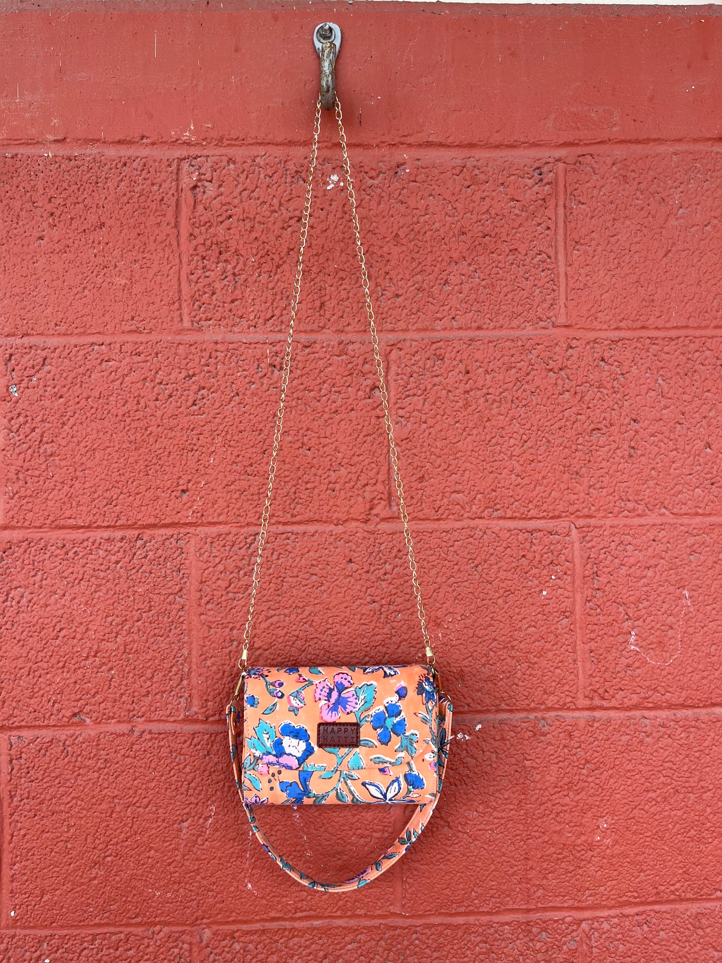 August Box Bag in Peach