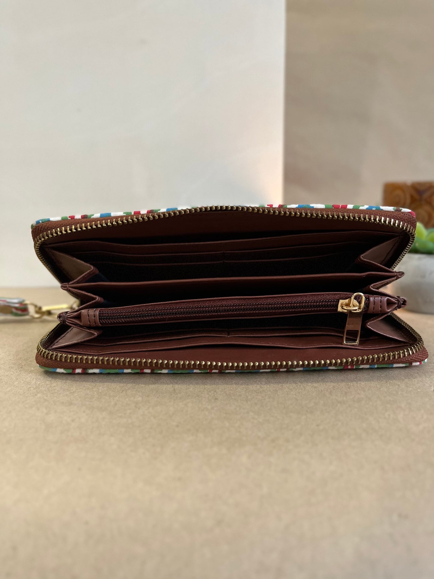 Wrist Clutch in Red